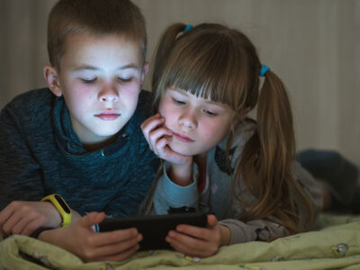 How to manage your kids' screen time